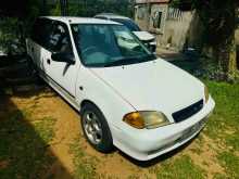 Suzuki Swift 2000 Car