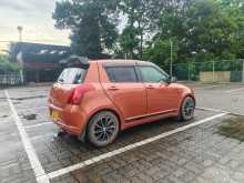 Suzuki Swift 2004 Car