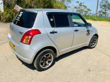 Suzuki Swift 2010 Car