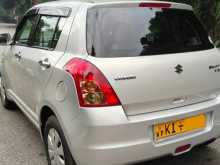 Suzuki Swift 2010 Car