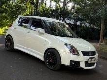 Suzuki Swift 2009 Car