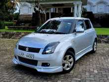 Suzuki Swift 2010 Car