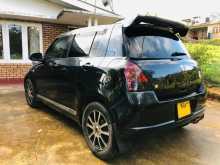 Suzuki Swift 2004 Car