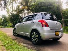 Suzuki Swift 2009 Car