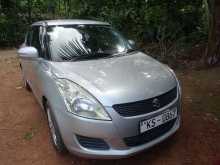 Suzuki Swift 2012 Car
