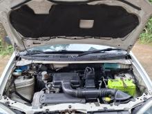 https://riyasewana.com/uploads/suzuki-swift-center-3018413517195.jpg
