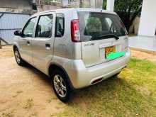 Suzuki SWIFT CENTRE ARIAL 2003 Car