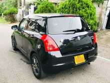 https://riyasewana.com/uploads/suzuki-swift-japan-2004-107404112273.jpg