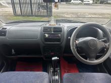 https://riyasewana.com/uploads/suzuki-swift-jeep-3023104117265.jpg