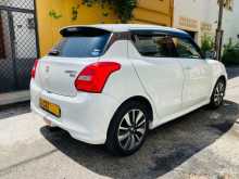 https://riyasewana.com/uploads/suzuki-swift-rs-2017-107445612132.jpg