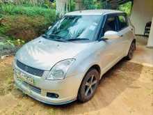 Suzuki Swift VXI 2007 Car