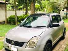 Suzuki Swift VXI 2010 Car