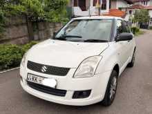 Suzuki Swift VXI 2011 Car
