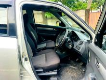 https://riyasewana.com/uploads/suzuki-swift-vxi-247184917626.jpg