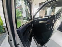 https://riyasewana.com/uploads/suzuki-swift-zc-2416142417386.jpg