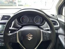 https://riyasewana.com/uploads/suzuki-sx-cross-1714222117956.jpg