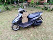 Suzuki V50 EFI 2025 Motorbike