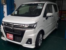 https://riyasewana.com/uploads/suzuki-vezel-z-60594917492.jpg