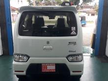 https://riyasewana.com/uploads/suzuki-vezel-z-60595017794.jpg