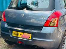 Suzuki SWIFT 2010 Car