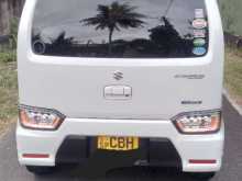 https://riyasewana.com/uploads/suzuki-wagan-r-13805474972.jpg
