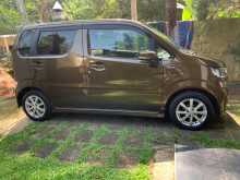 https://riyasewana.com/uploads/suzuki-wagan-r-2017-913053212064.jpg