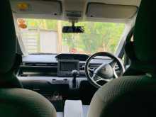 https://riyasewana.com/uploads/suzuki-wagan-r-2017-913053212453.jpg