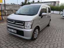 https://riyasewana.com/uploads/suzuki-wagan-r-272303524402.jpg