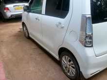 Suzuki Wagan R 2014 Car