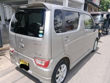 https://riyasewana.com/uploads/suzuki-wagan-r-61052246754.jpg