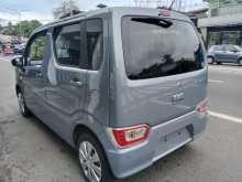 https://riyasewana.com/uploads/suzuki-wagon-r-11000414633.jpg