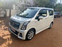 https://riyasewana.com/uploads/suzuki-wagon-r-11909196312.jpg