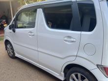 https://riyasewana.com/uploads/suzuki-wagon-r-120012017902.jpg