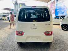 https://riyasewana.com/uploads/suzuki-wagon-r-12115956224.jpg