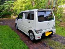 https://riyasewana.com/uploads/suzuki-wagon-r-121430284573.jpg