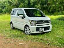 Suzuki Wagon R 2017 Car