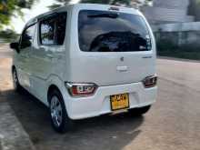 https://riyasewana.com/uploads/suzuki-wagon-r-13028294443.jpg