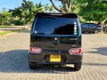 https://riyasewana.com/uploads/suzuki-wagon-r-13165132684.jpg