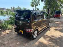https://riyasewana.com/uploads/suzuki-wagon-r-1318140622293.jpg