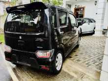 https://riyasewana.com/uploads/suzuki-wagon-r-1410395622023.jpg