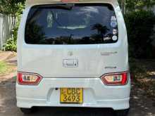 https://riyasewana.com/uploads/suzuki-wagon-r-141317204433.jpg