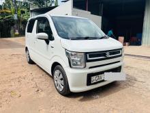 Suzuki Wagon R FX 2017 Car