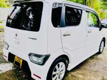 Suzuki Wagon R 2018 Car