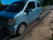 Suzuki Wagon R FX 2017 Car