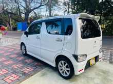 https://riyasewana.com/uploads/suzuki-wagon-r-187221522412.jpg