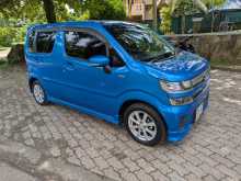 https://riyasewana.com/uploads/suzuki-wagon-r-191607051003.jpg