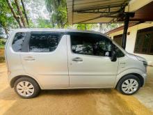 https://riyasewana.com/uploads/suzuki-wagon-r-19219066934.jpg