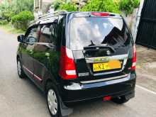 https://riyasewana.com/uploads/suzuki-wagon-r-2010-67285612433.jpg