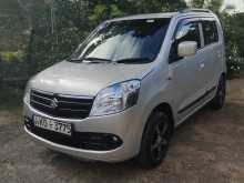 Suzuki Wagon R 2011 Car