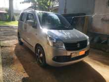 Suzuki Wagon R 2012 Car